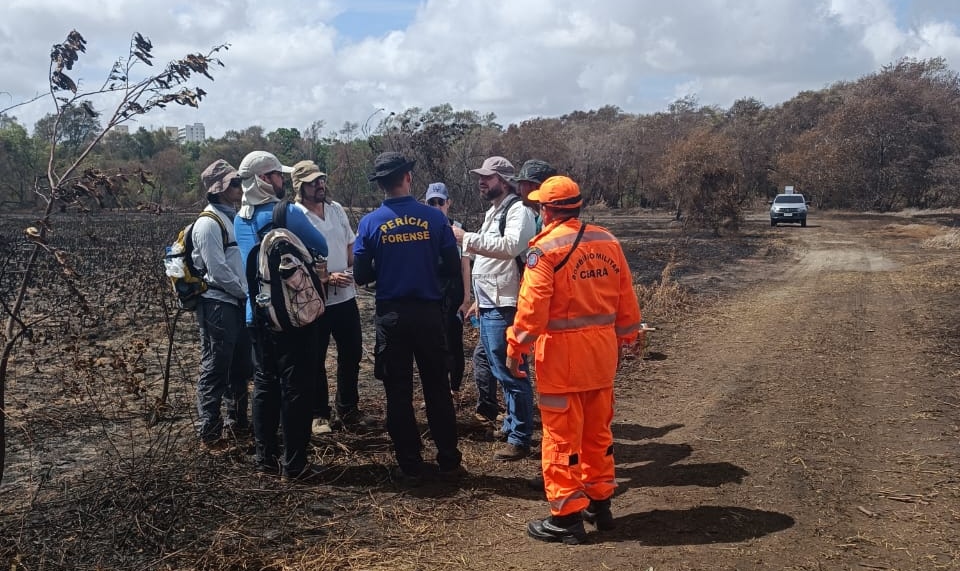 Equipes do Corpo de Bombeiros seguem monitorando o Parque Estadual do Cocó