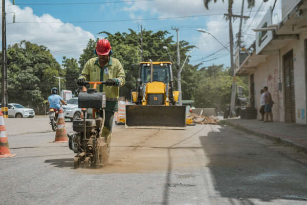 Cagece investe quase R$ 12 milhões em substituição de redes de água em Crateús