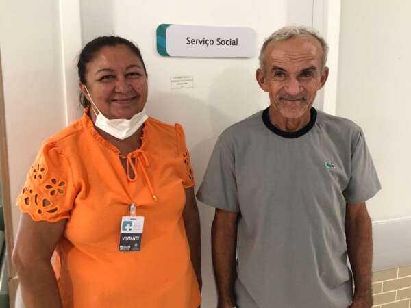 Com ajuda do Serviço Social do HRVJ, paciente em situação de rua resgata documentos e volta para a família