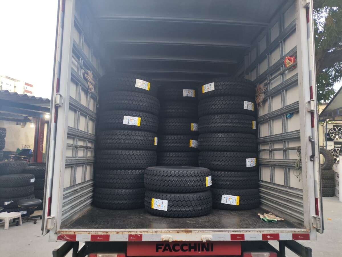 PCCE prende suspeito de receptação e recupera carga de 145 pneus furtados em Fortaleza