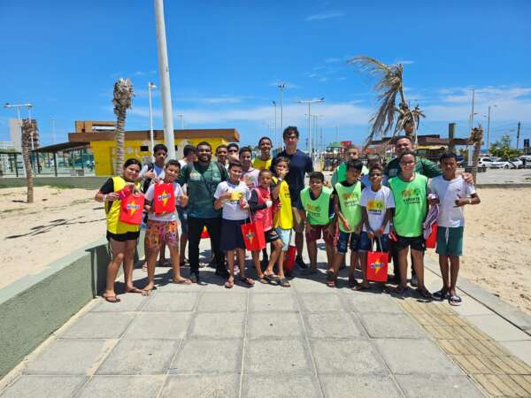 Alunos do Projeto Esporte em 3 Tempos participam da Liga Esportiva Nescau Verão