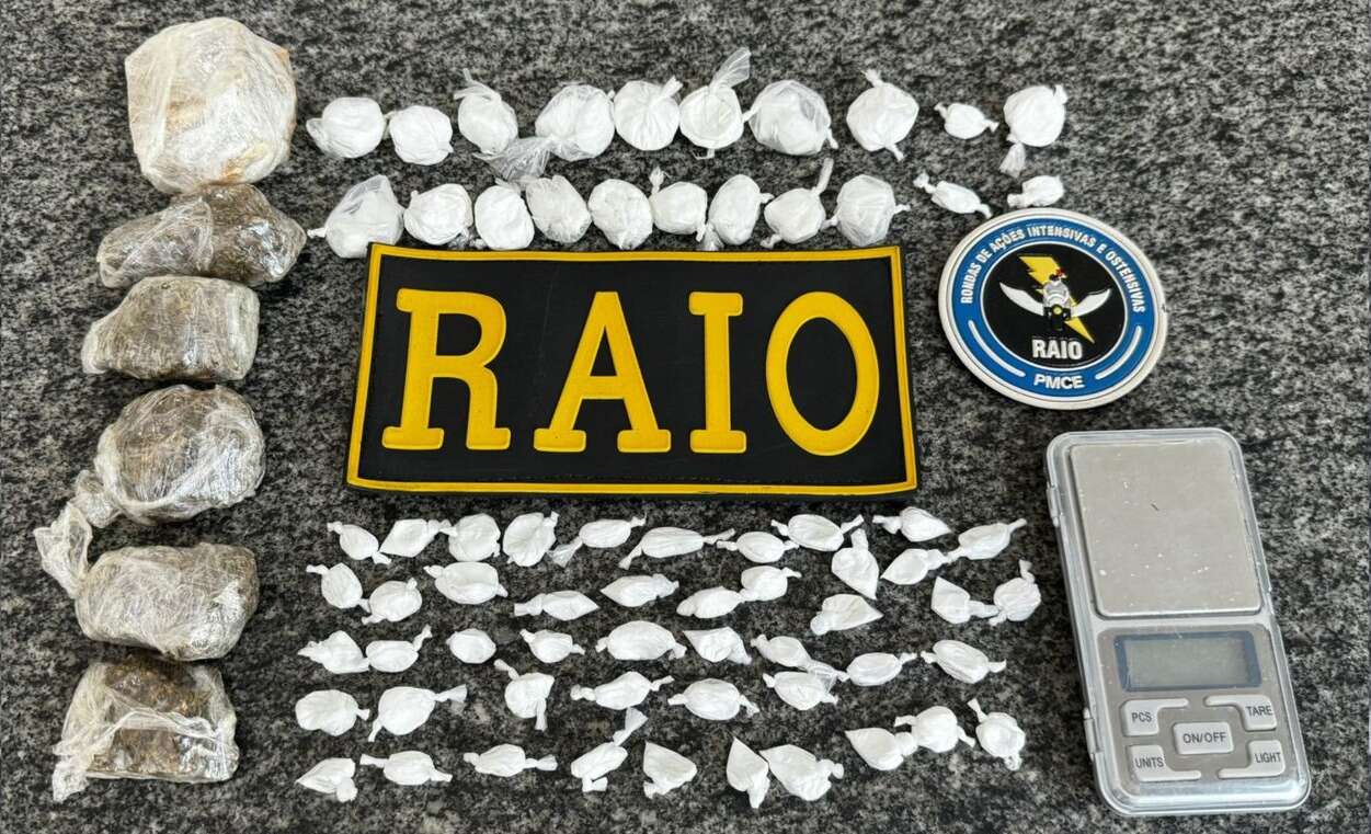 PMCE apreende drogas escondidas em recipiente enterrado em terreno baldio na cidade de Iguatu