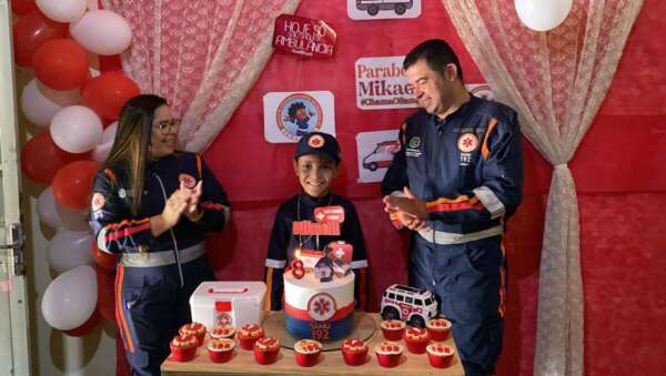 Profissionais do Samu 192 Ceará realizam sonho de criança com TEA no Cedro