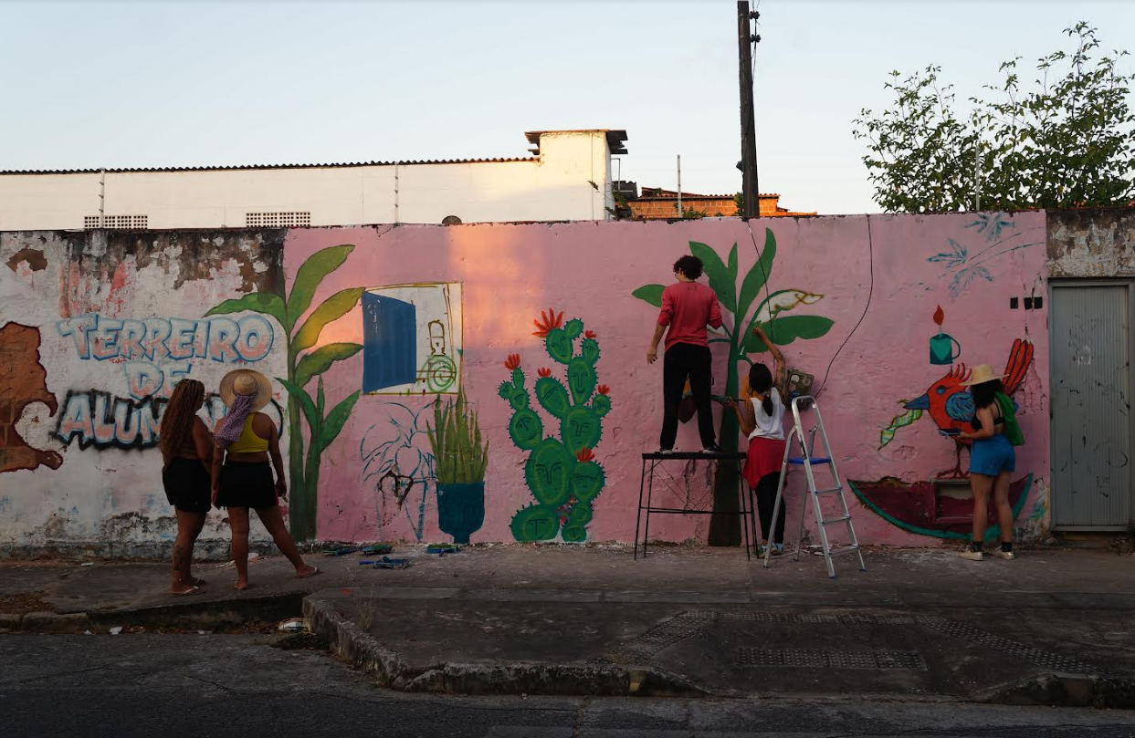Sobrado Dr. José Lourenço promove oficina de graffiti no Instituto Vidança