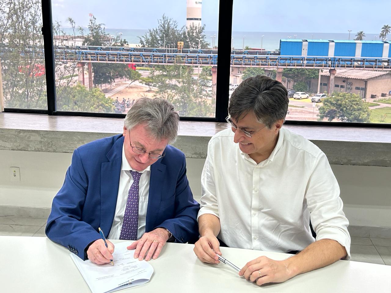 Complexo do Pecém e Fracht Log assinam contrato para implantação de terminal multimodal com investimento de R$ 60 milhões 