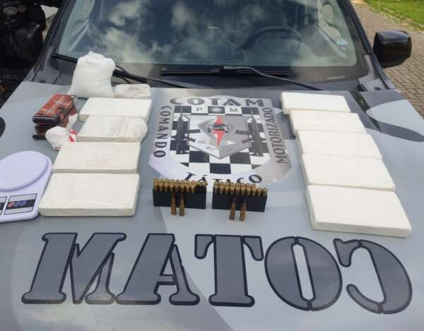 Com apoio da Coin/SSPDS, PMCE captura dupla e apreende 10 kg de drogas em Fortaleza