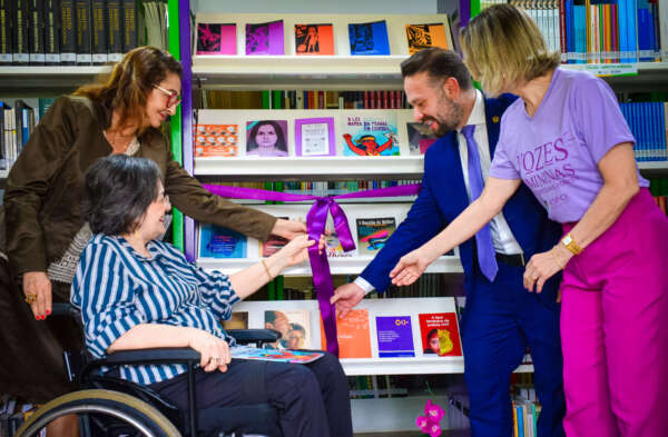 Maria da Penha inaugura espaço na Aesp/CE e conclama futuros profissionais à defesa da mulher