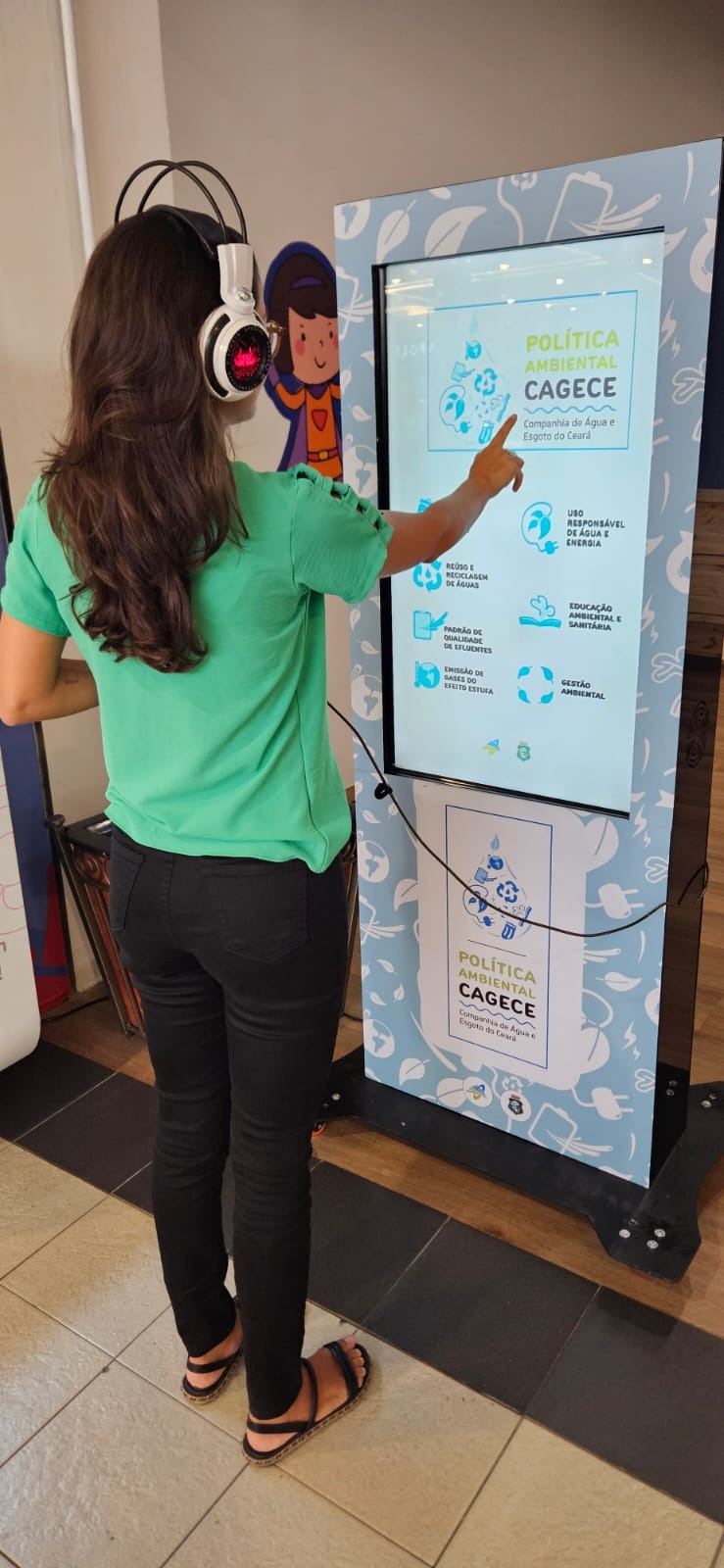 Cagece realiza ações educativas em comemoração ao Dia Mundial da Água