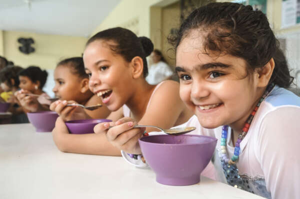 Arrecadação de alimentos na Cidade Mais Infância contribui para melhoria de vida de crianças e suas famílias
