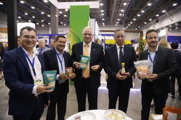 Governo do Ceará fomenta exportação da agricultura familiar em exposição comercial internacional no Panamá