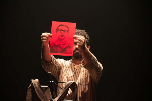 Cineteatro São Luiz recebe o espetáculo “A Paixão de Tito”, solo de Gabriel Castro Cavalcante, com dramaturgia e encenação de Juarez Guimarães Dias