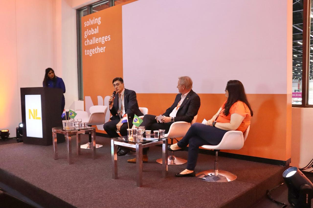 Pecém integra painel sobre desafios e perspectivas do desenvolvimento portuário sustentável