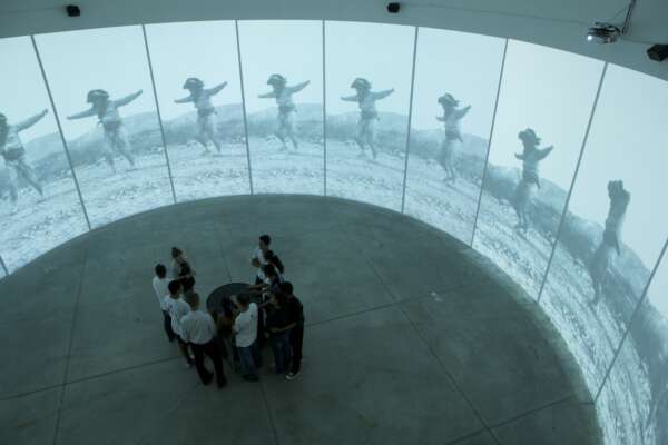 Pinacoteca do Ceará recebe André Parente em aula aberta sobre artemídia e os desafios para a conservação