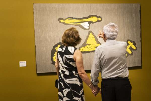 Pinacoteca do Ceará encerra abril com ações para comunidade surda, visitas mediadas e programação infantil