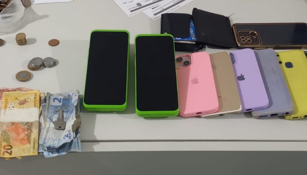 Com apoio do Nuvid/Ciops/SSPDS, PMCE captura trio, apreende arma de fogo, recupera veículos e bens roubados