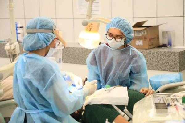 Centros de Especialidades Odontológicas estaduais realizam rastreio de câncer bucal em pacientes com lesões suspeitas