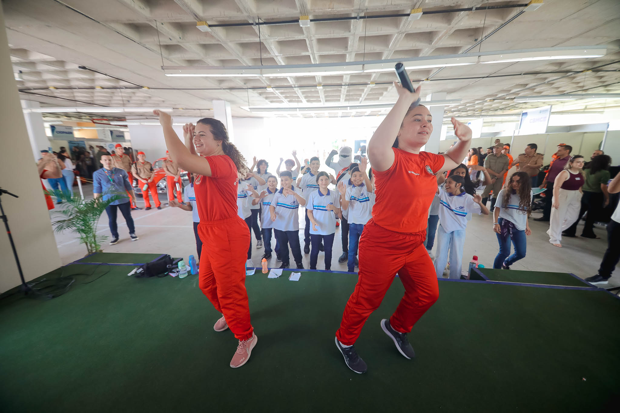 Programa Saúde, Bombeiros e Sociedade (PSBS) do CBMCE abre a programação do Mundo SSPDS com aulão de dança