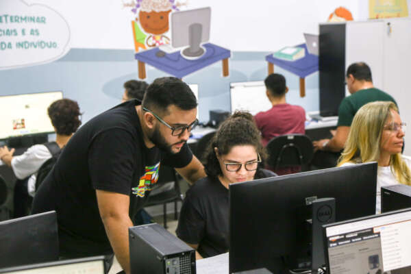 SPS oferta cursos de inclusão digital nos Complexos Sociais Mais Infância