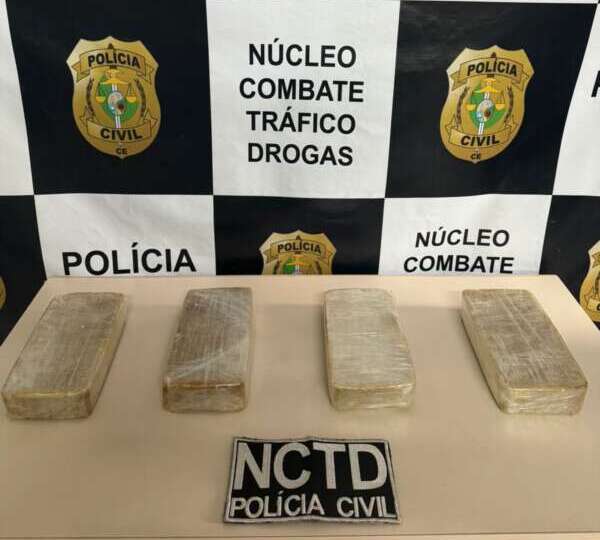 Com apoio da Coin/SSPDS, PCCE prende mulher em flagrante e apreende 4 kg de crack durante abordagem a ônibus