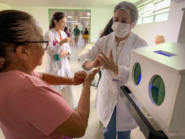 Unidades da Rede Sesa reforçam a importância do protocolo de higienização das mãos para profissionais e cuidadores