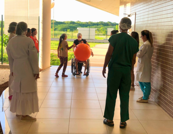 “Transform(ar)”: projeto estimula atividades ao ar livre e promove bem-estar a pacientes psiquiátricos do HRVJ