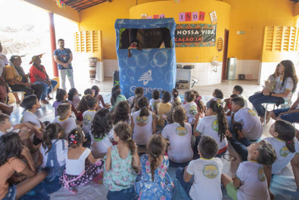 Cagece realiza ações socioambientais em escola indígena de Crateús