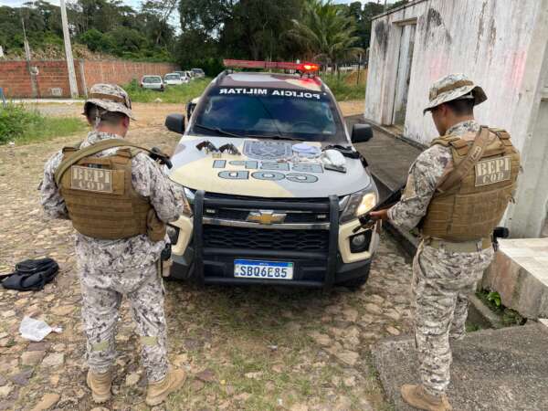 Cinco suspeitos de associação criminosa, tráfico de drogas e posse de arma de fogo são capturados em Ubajara