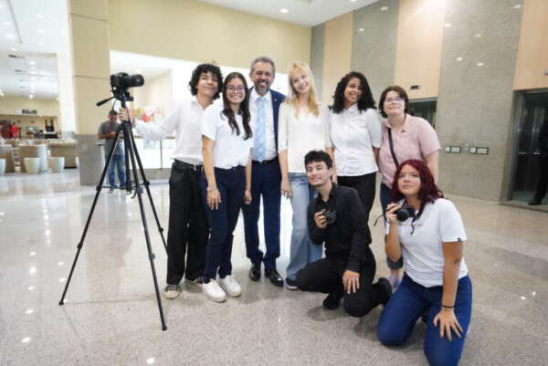Estudantes participam da cobertura jornalística da reunião do G20 em Fortaleza