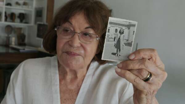 Abertura de exposição da fotógrafa Claudia Andujar é destaque na programação da Pinacoteca do Ceará