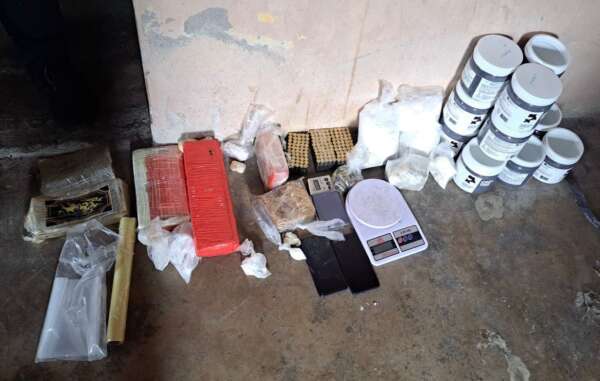 Com informações da Coin/SSPDS, PMCE apreende mais de 7 kg de drogas e 182 munições no bairro Passaré