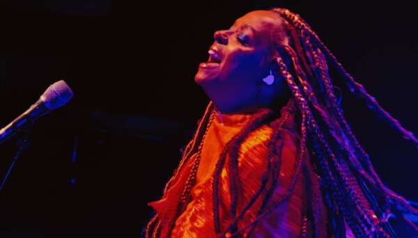 Anelis Assumpção e Nayra Costa abrem programação musical do Férias no Dragão, no dia 6 de julho