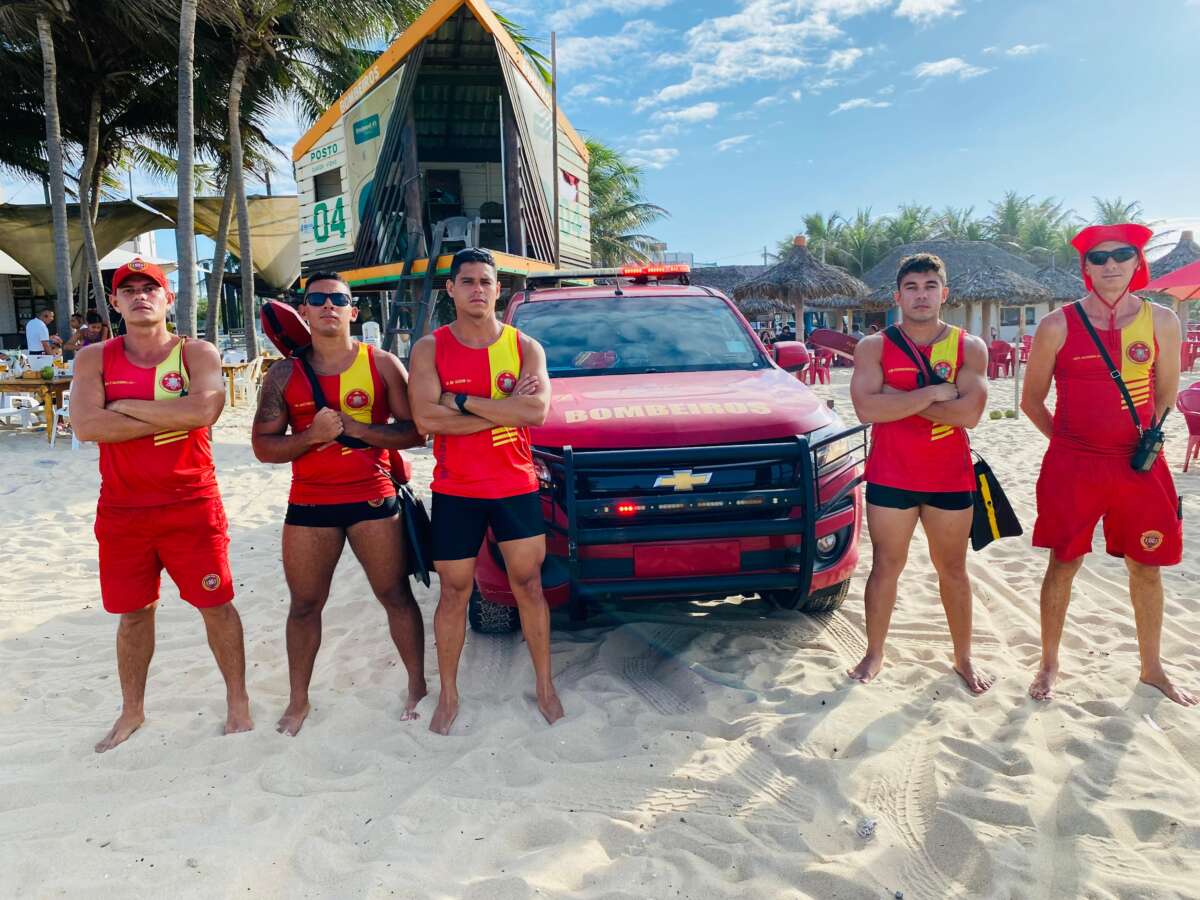 Guarda-vidas do CBMCE resgatam 255 banhistas de afogamentos nos primeiros cinco meses deste ano