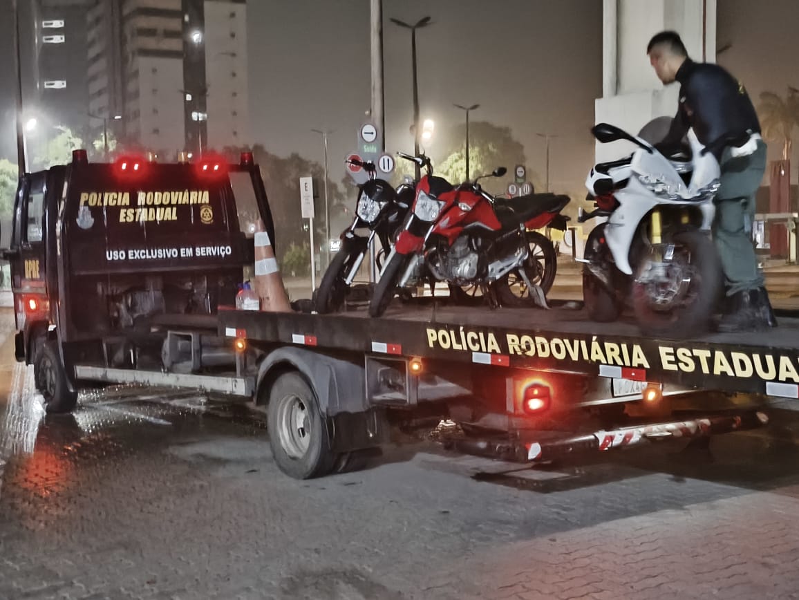 GTR da PMCE evita ‘rolezinho’ durante fiscalização no bairro Messejana, na Capital