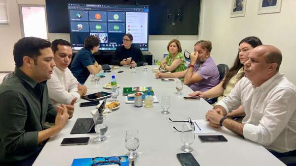 Grupo Colombiano visita o Ceará para conhecer gestão hídrica feita no estado