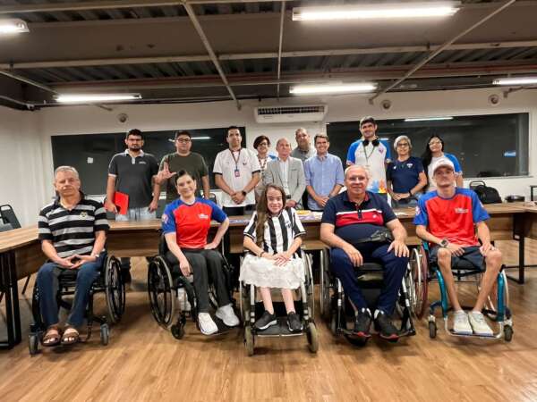 Arena Castelão realiza reunião com torcedores cadeirantes e autistas para proporcionar uma melhor experiência nos jogos