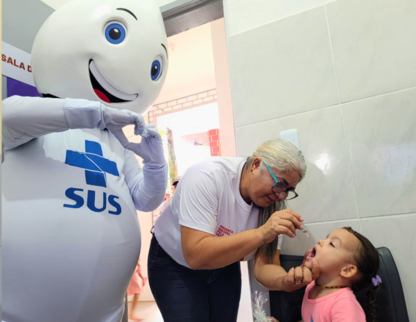Ceará realizou Dia D de vacinação contra a poliomielite neste sábado (8); campanha ocorreu em todo o país