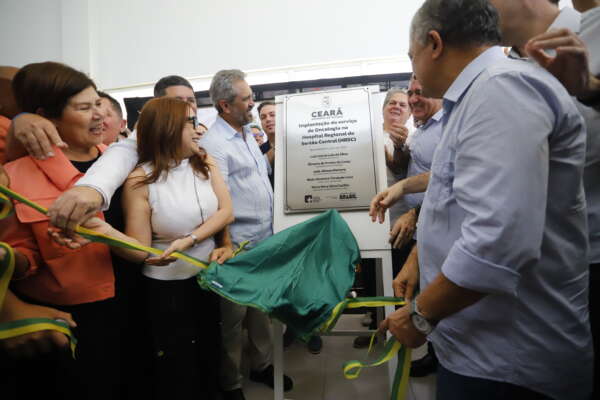 Serviço de Oncologia do Hospital Regional do Sertão Central vai beneficiar população de 20 municípios cearenses