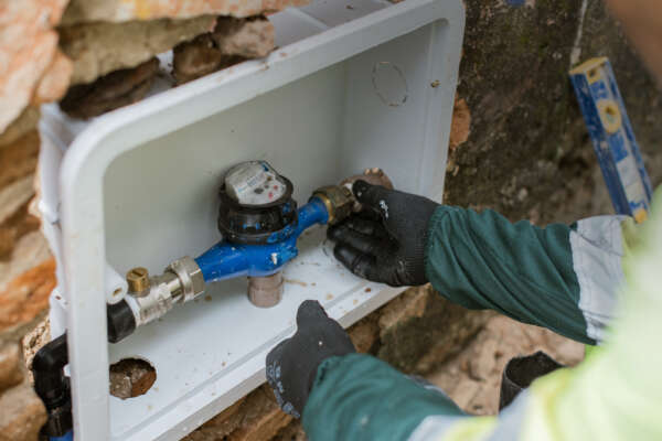 Cagece executa plano multidisciplinar para coibir furto de hidrômetros