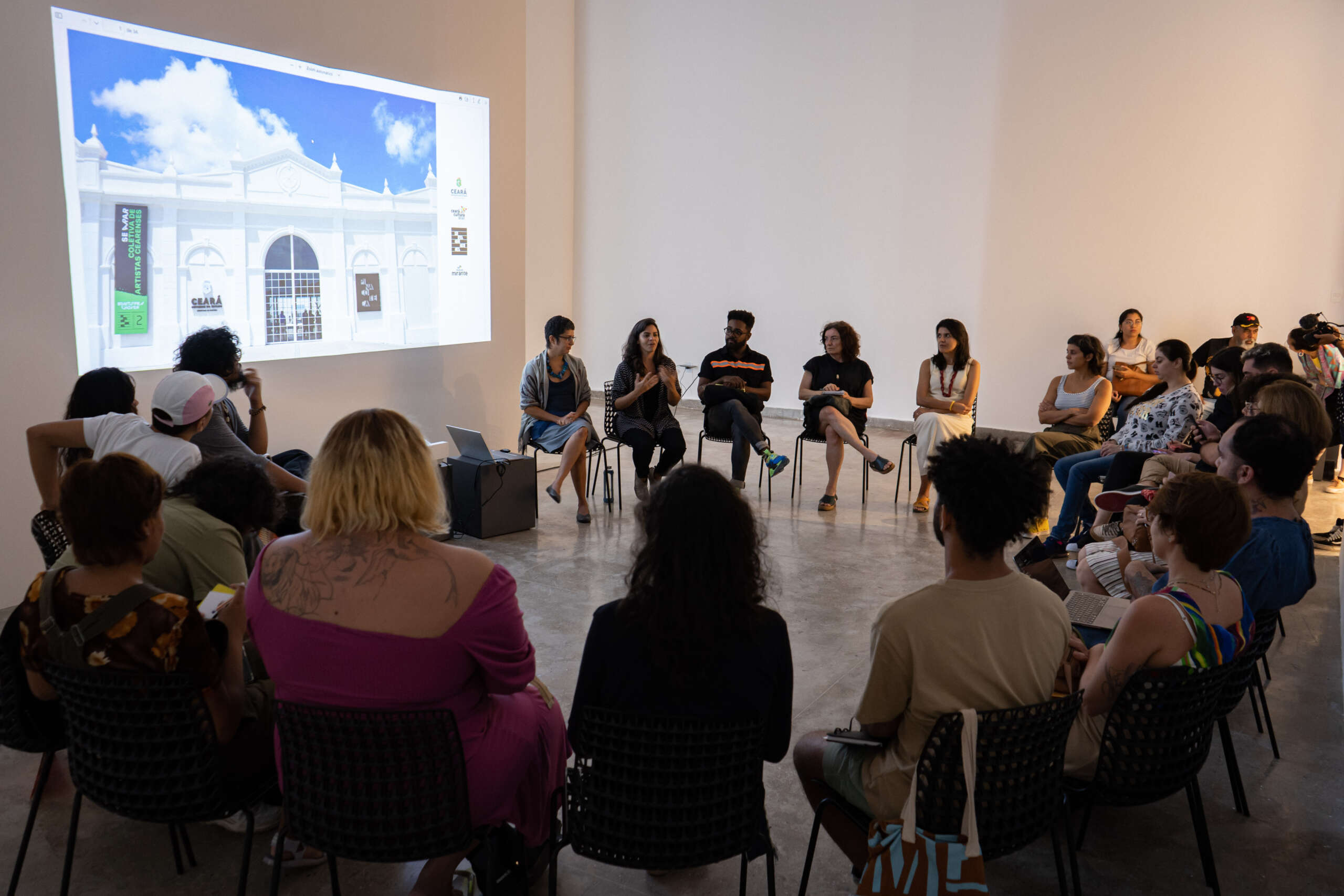 Pinacoteca do Ceará abre inscrições para Edital de Pesquisa e Criação 2024 com bolsas para artistas, curadores e pesquisadores das artes visuais