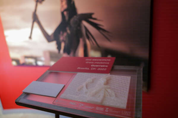 Imagens para o Futuro, exposição de fotografias em cartaz no MIS, garante recursos de acessibilidade e tem classificação livre