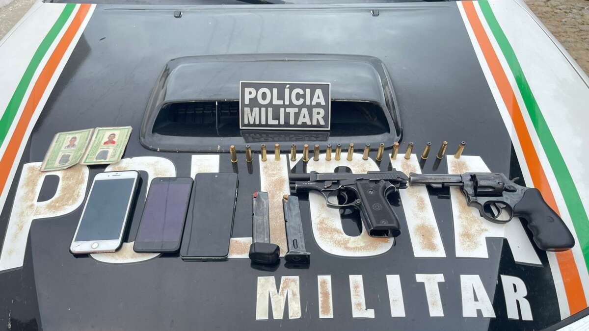 Trio é detido com duas armas de fogo e uma moto roubada em Boa Viagem