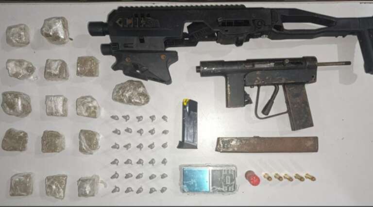 Submetralhadora artesanal é apreendida pela PMCE na Caucaia