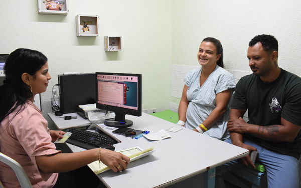 Promoção da cidadania: Hospital César Cals favorece Registro Civil de Nascimento para bebês da unidade