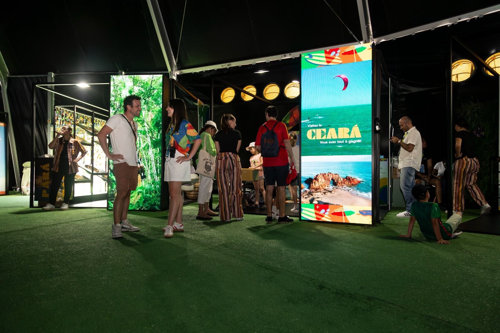 Salão Nacional do Turismo iniciou nesta quinta (8) com a presença do Ceará