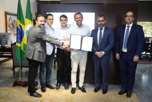 Governo do Ceará e Solar Coca-Cola firmam memorando garantindo investimento de R$ 306 milhões nos próximos dois anos