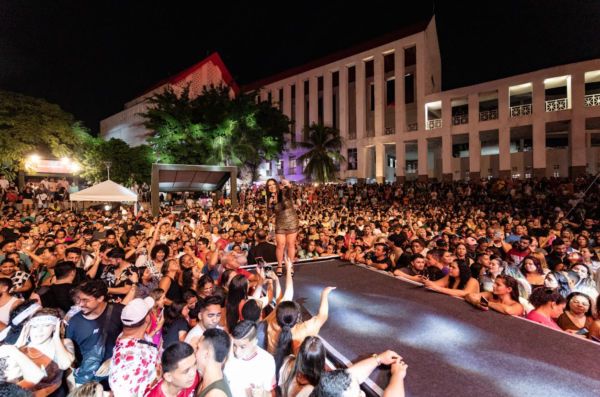 Lagosta Bronzeada celebra 25 anos com show gratuito no Centro Dragão do Mar nesta quarta-feira (28)