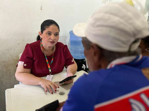 Sedih participa de ação de mapeamento de famílias em ocupação em Fortaleza