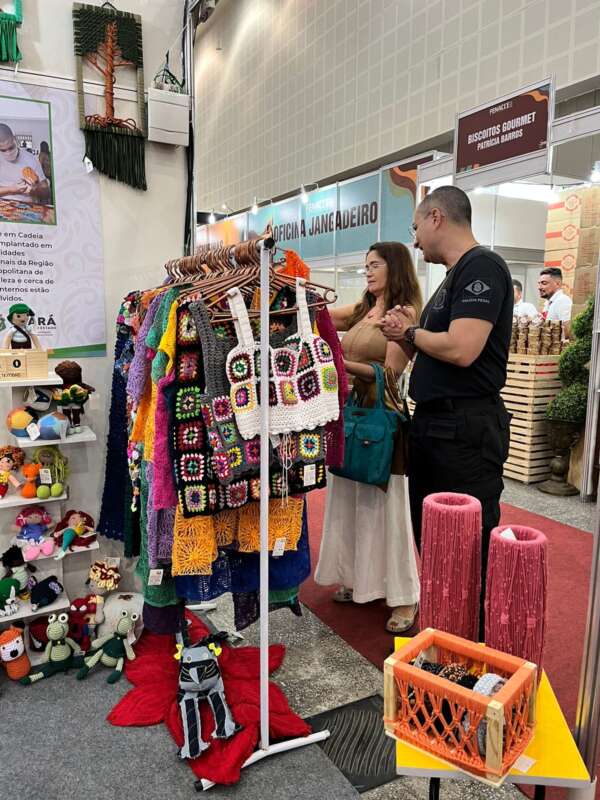 Artesanato de internos do sistema prisional cearense é destaque na 6ª Feira Nacional de Artesanato e Cultura