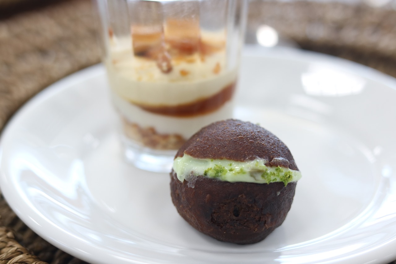 60 alunos concluem o curso profissionalizante de Cozinha com serviço de pratos autorais em almoço