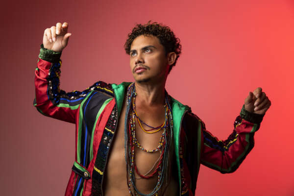 Museu da Imagem e do Som recebe show de Silvero Pereira, lançamento de livro, falas abertas e oficina